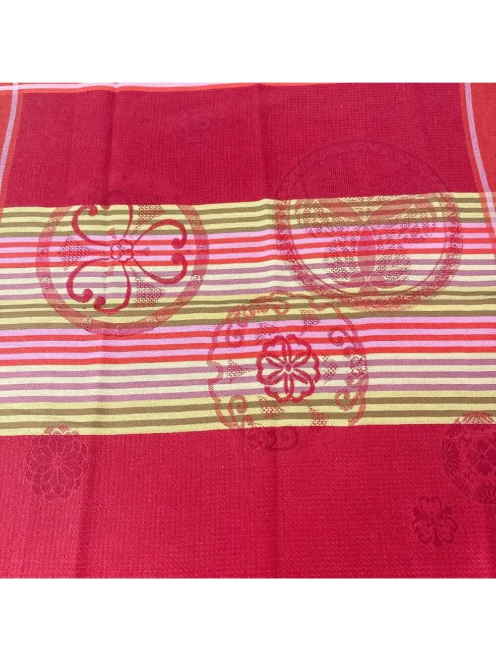 Le Jacquard Francais Red Burgundy Green Circles Asian Square Napkin 21x21
